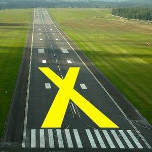 Solar Masters - Airport Runway X Closure Marker