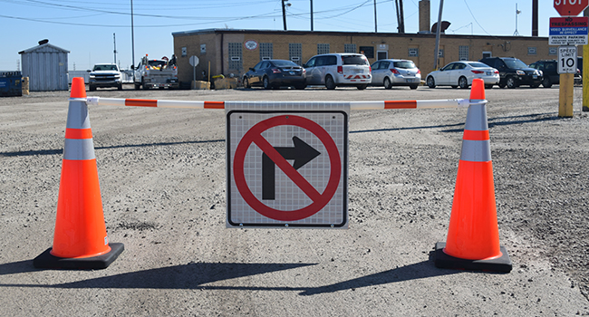 Cone Bar Roll-Up Sign